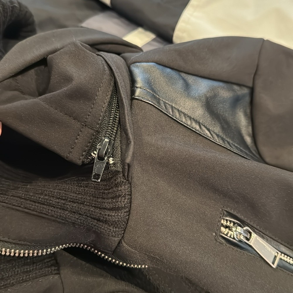BCBG hooded jacket - Picture 7 of 8